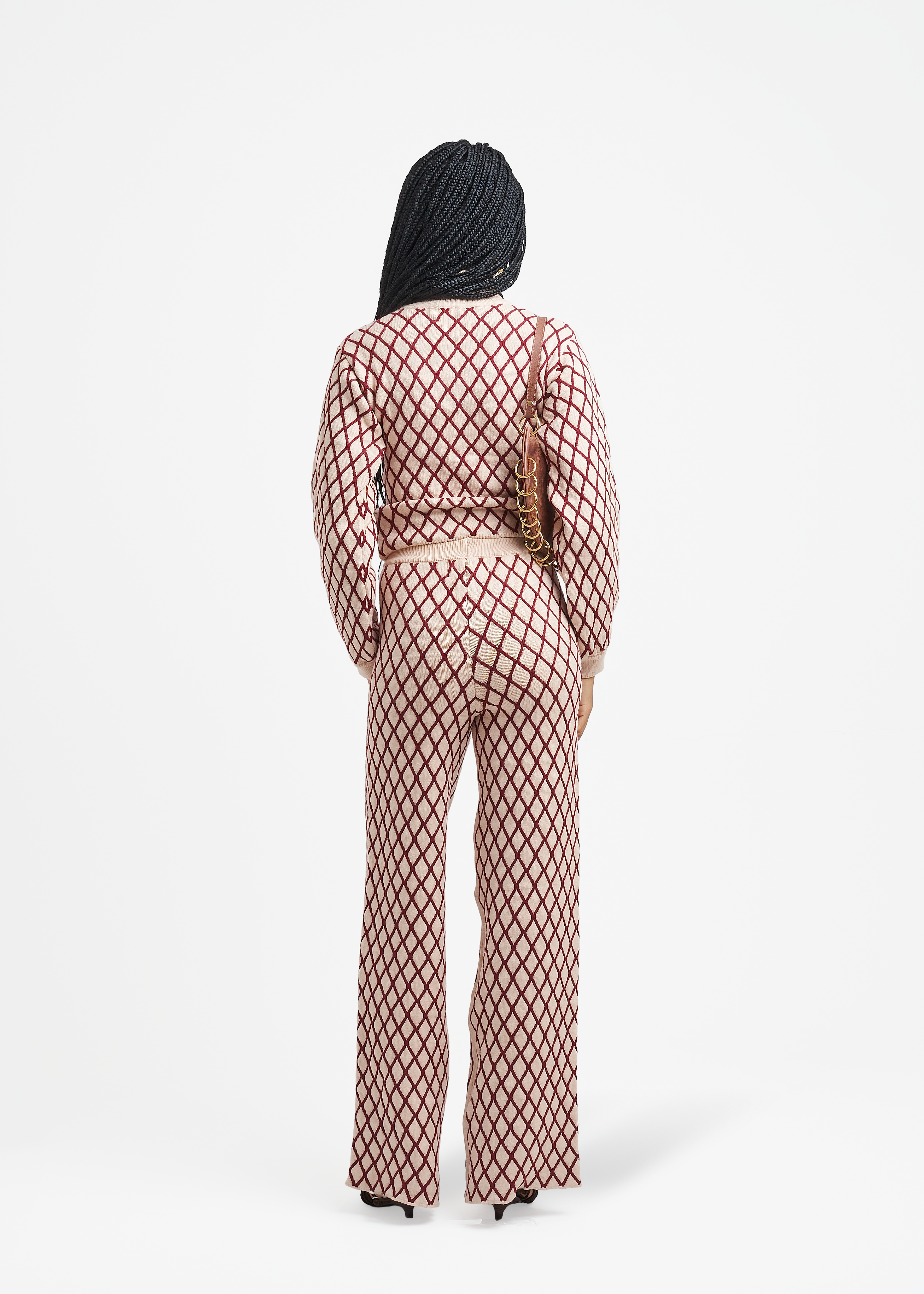 UMORE-LOOKBOOK1045_c1c9d9ed-bfb9-461d-9bf4-bb6b1b9cdfc5.png