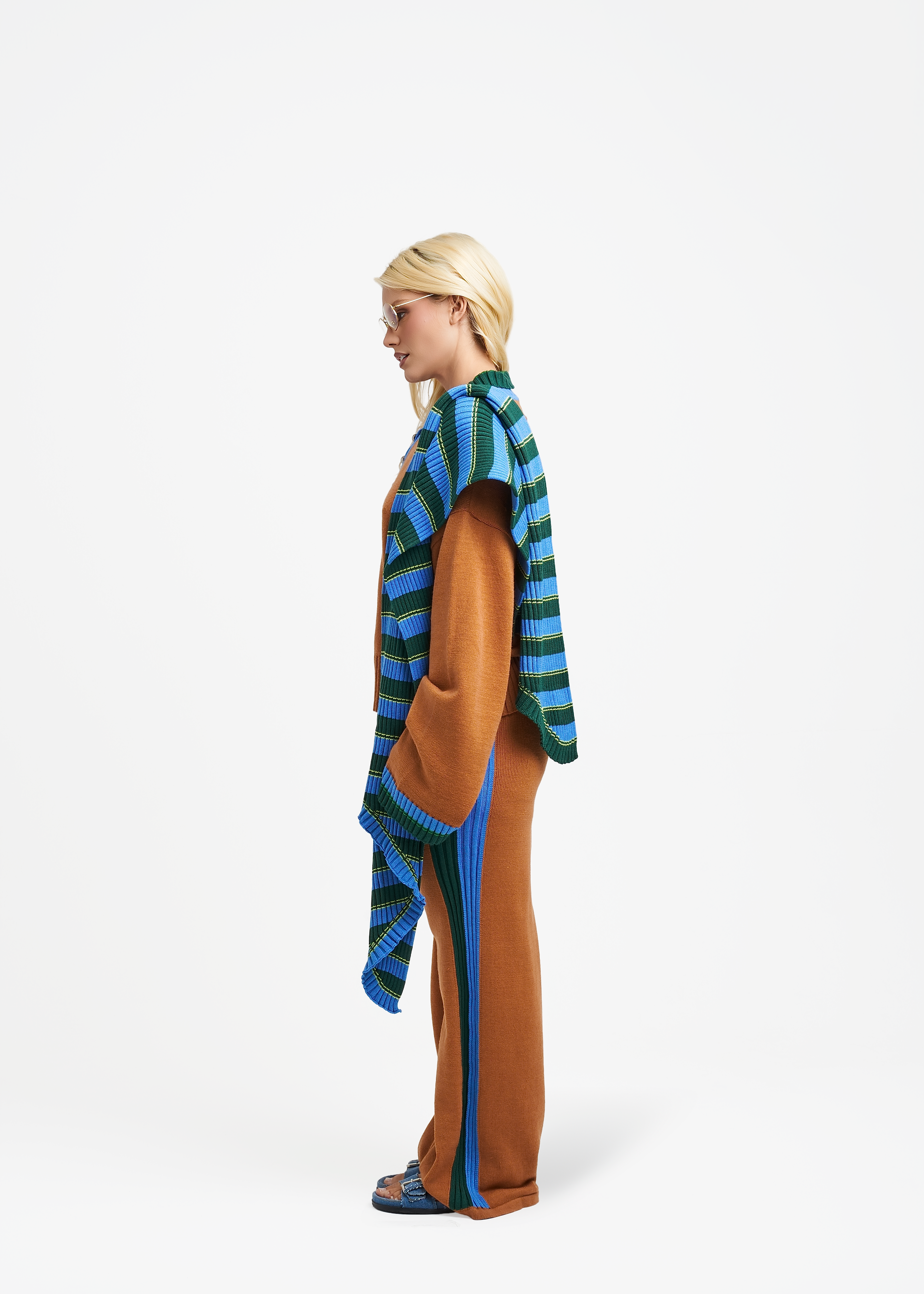 UMORE-LOOKBOOK1143_1.png