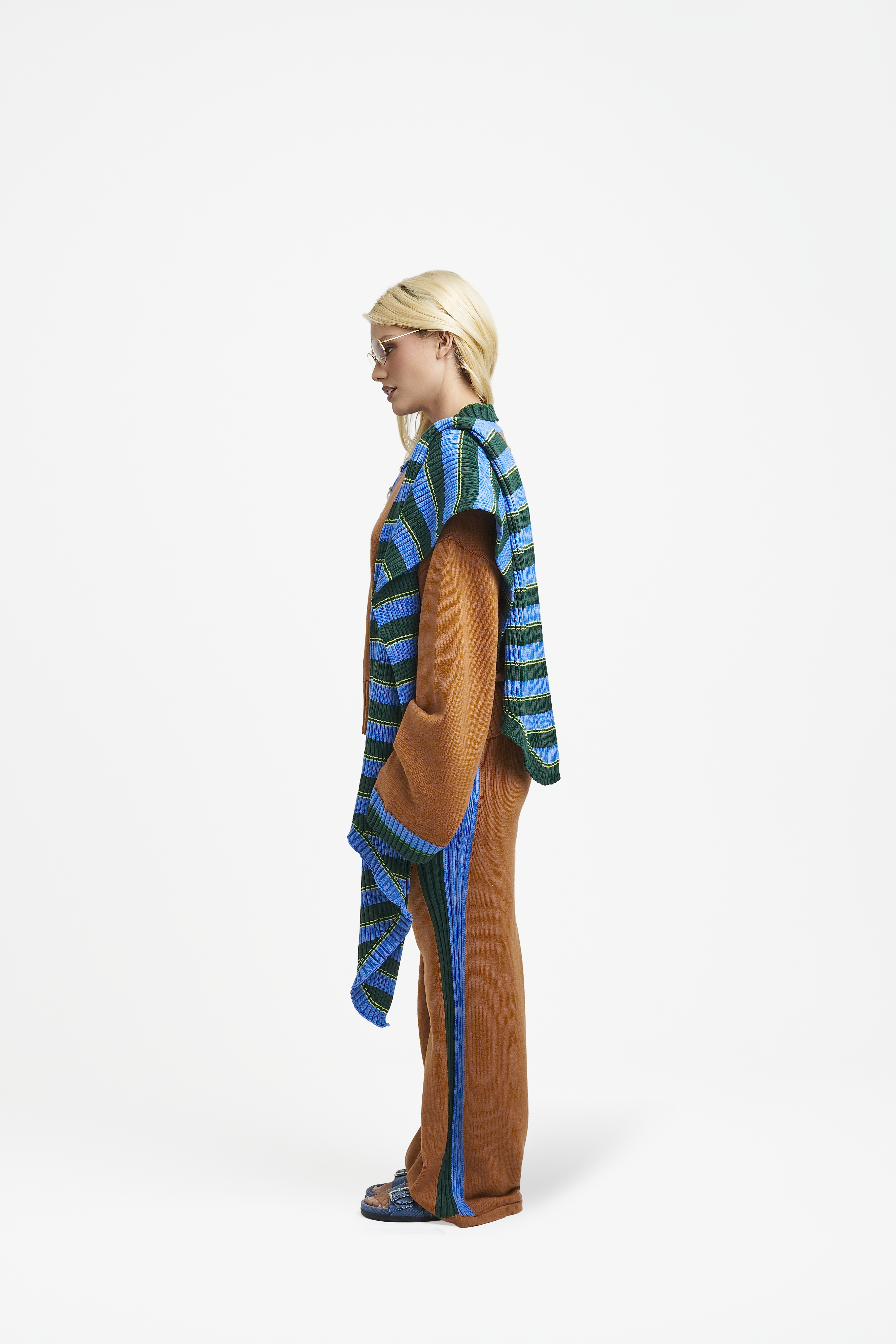 UMORE-LOOKBOOK1143_1.png