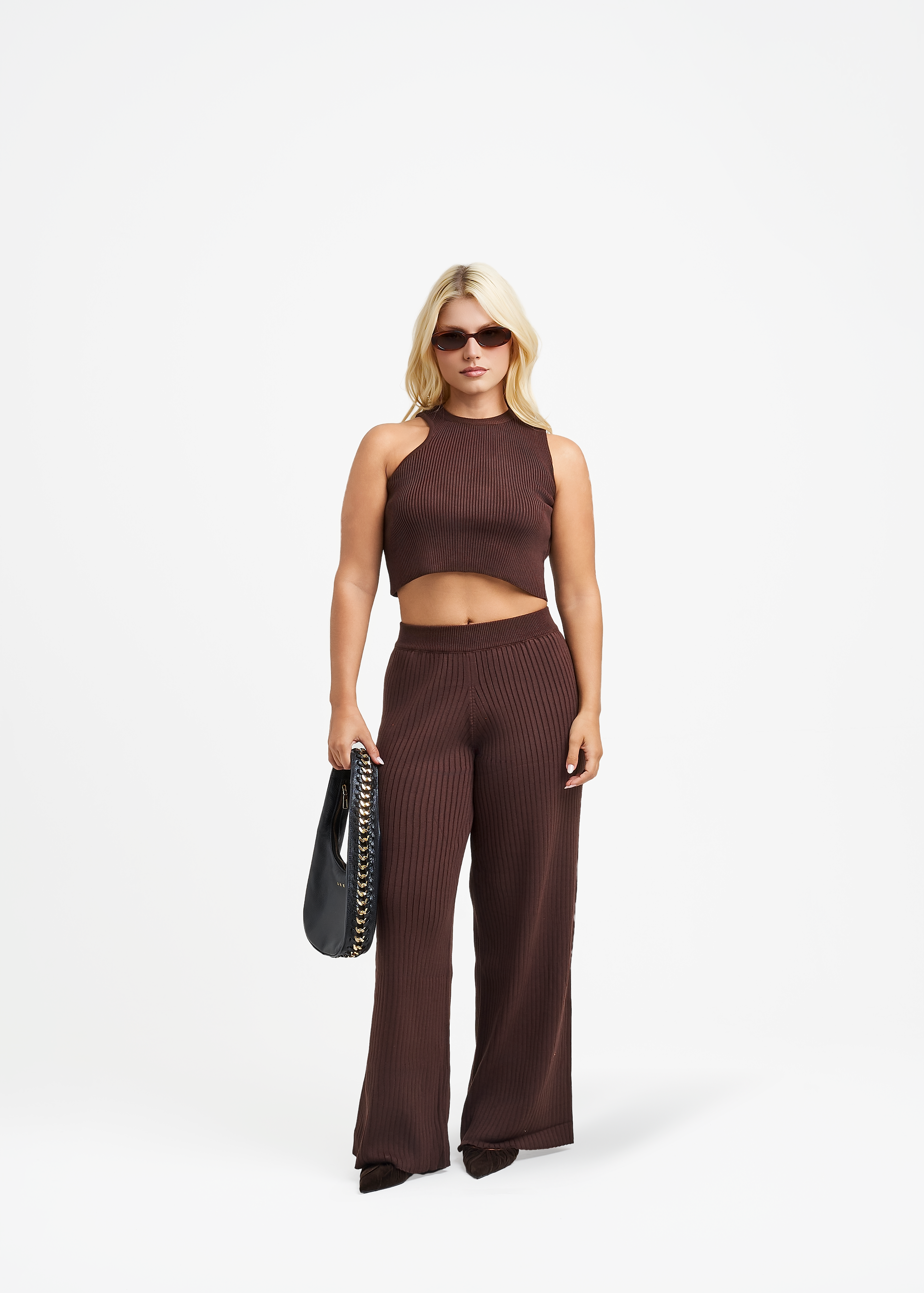 UMORE-LOOKBOOK1191_491b29c1-481e-47cb-a8a2-bf11423cd0df.png