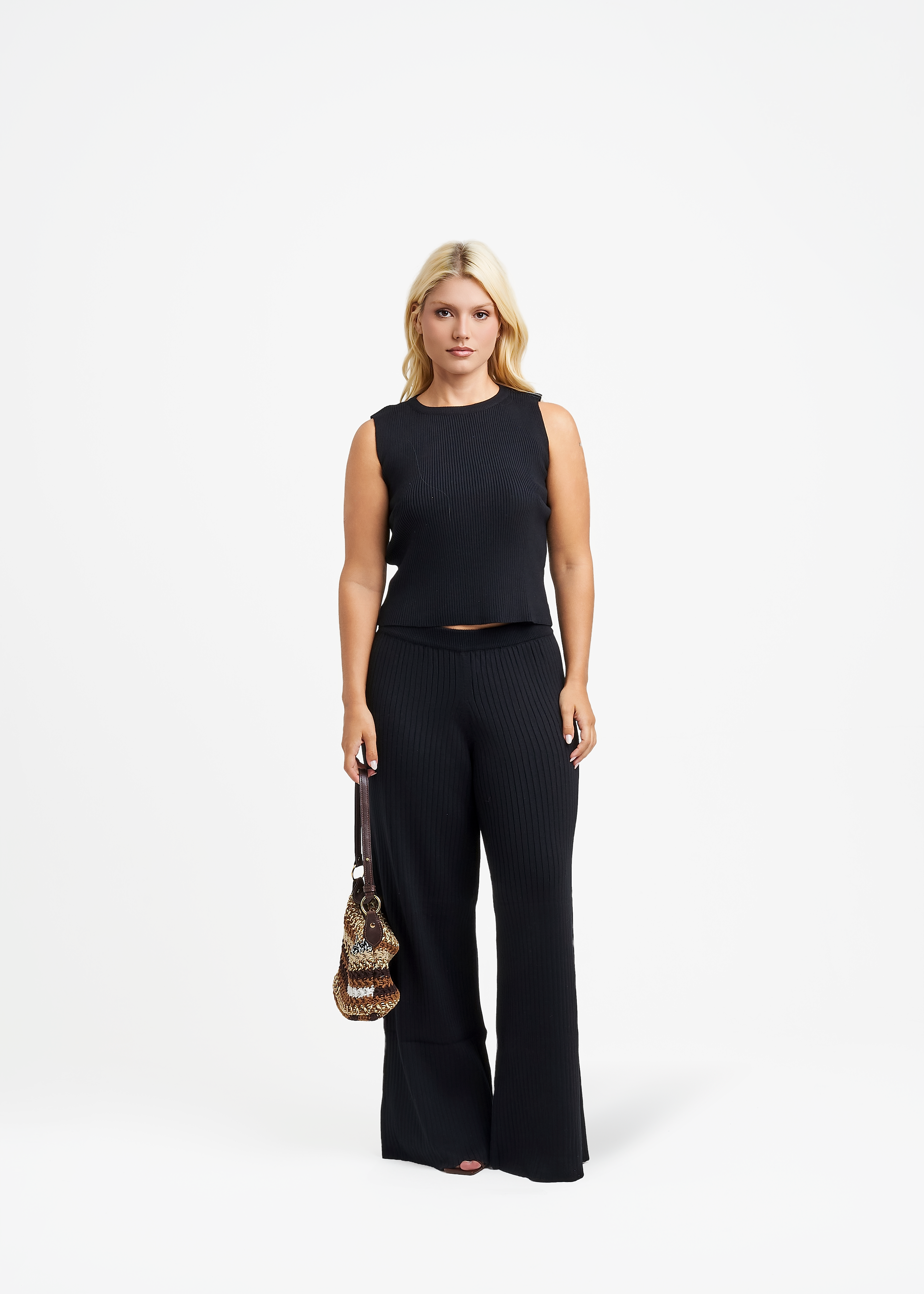 UMORE-LOOKBOOK1247.png