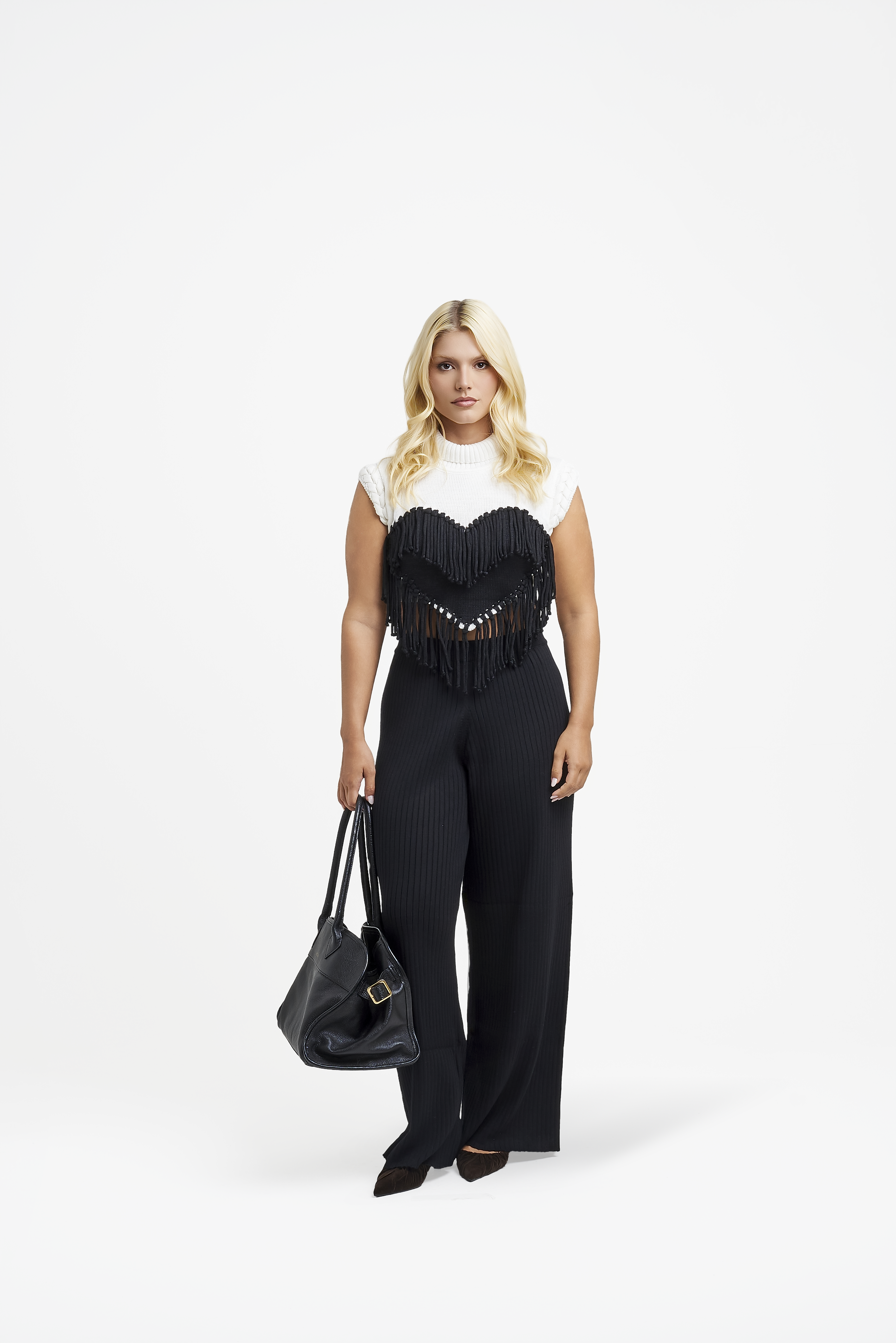 UMORE-LOOKBOOK3306.png