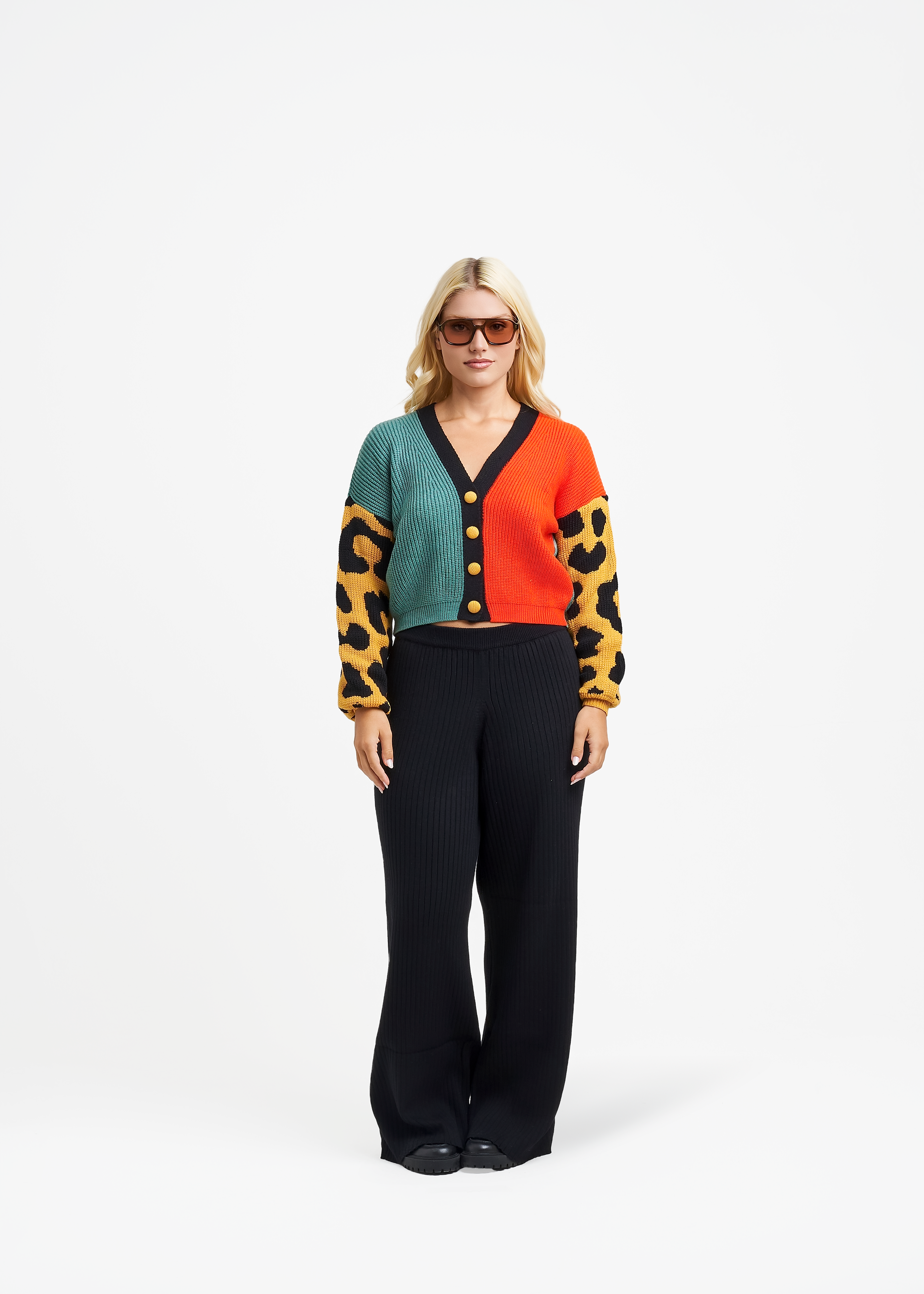 UMORE-LOOKBOOK3314.png