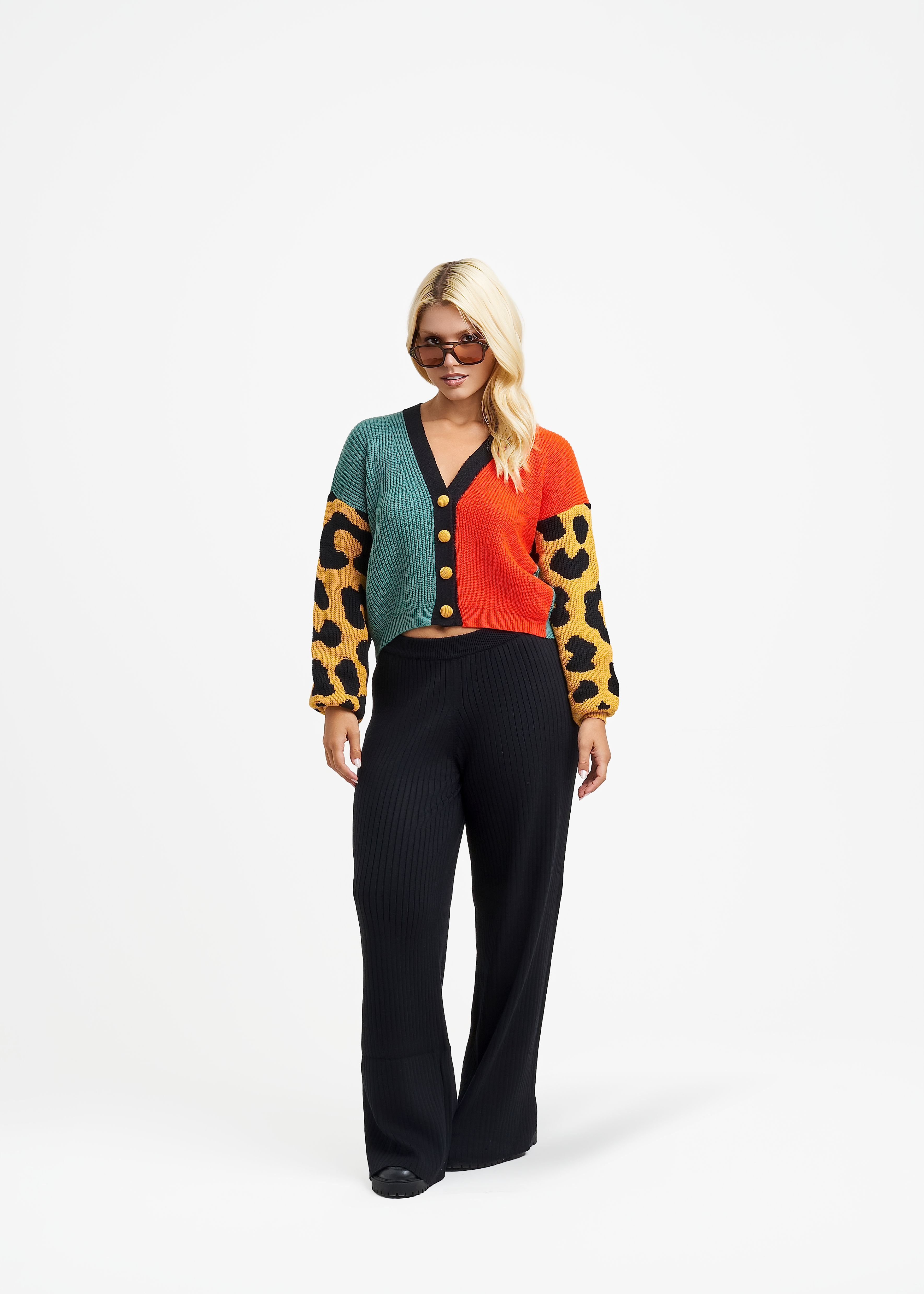UMORE-LOOKBOOK3318.png