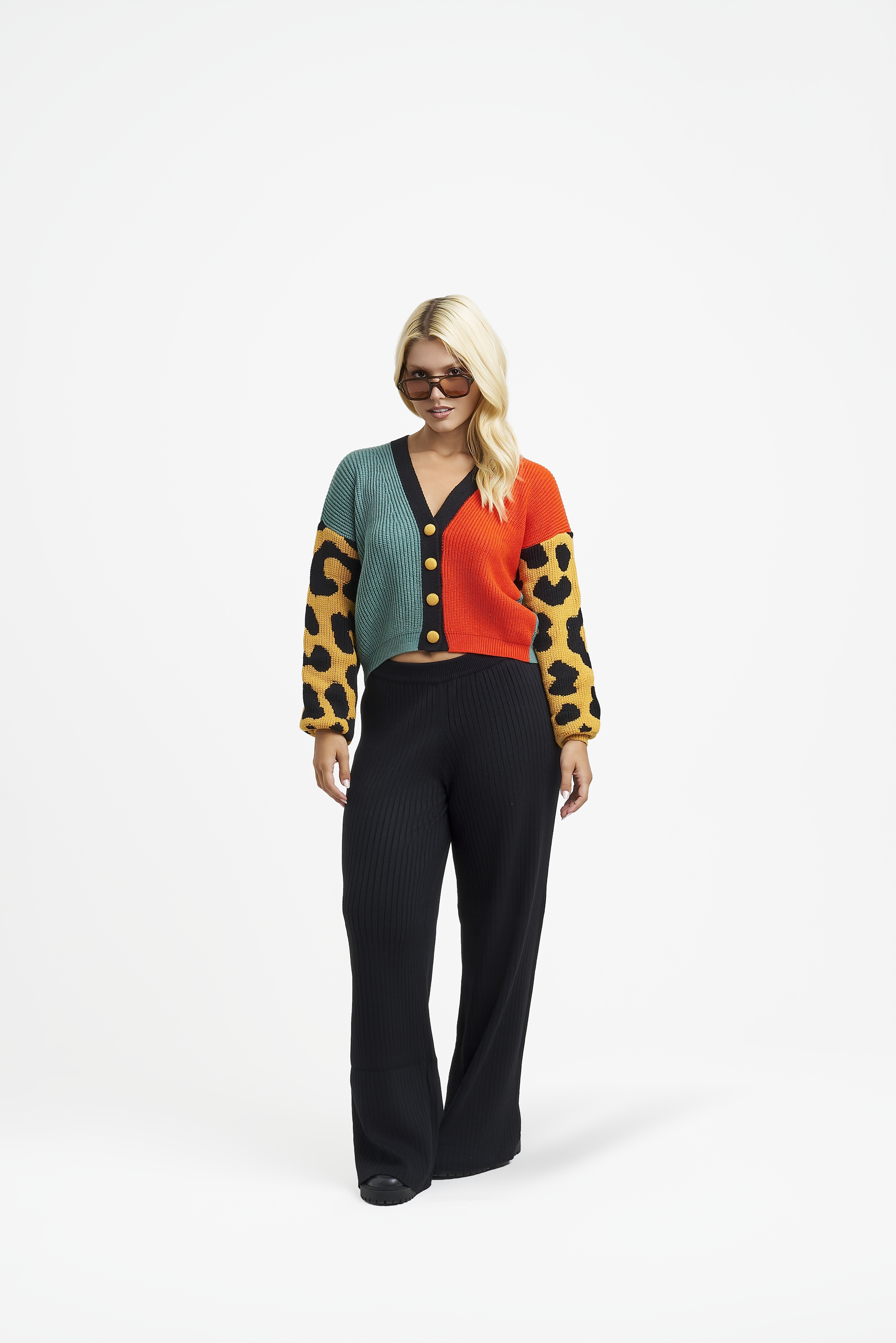 UMORE-LOOKBOOK3318.png