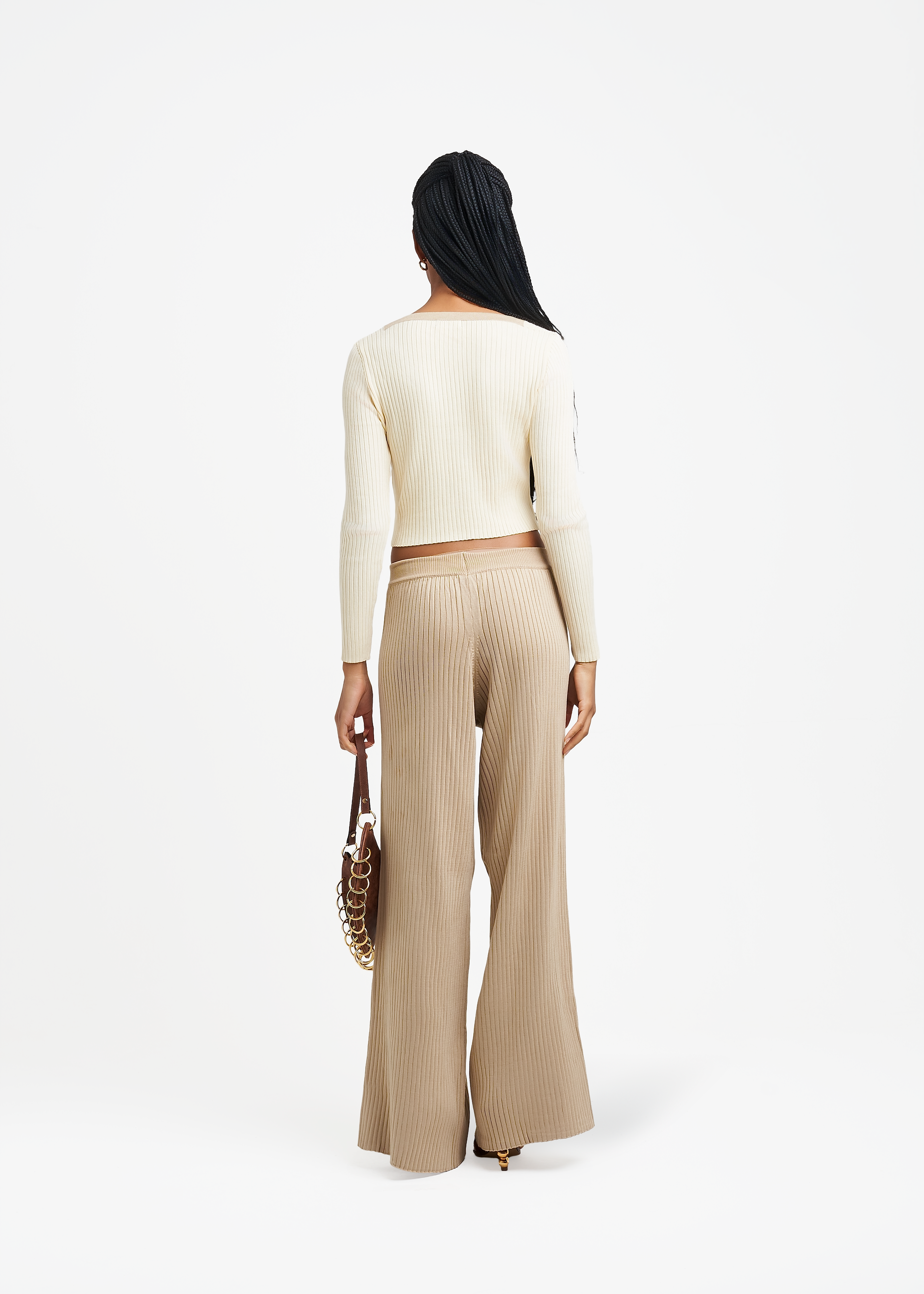 UMORE-LOOKBOOK3330.png