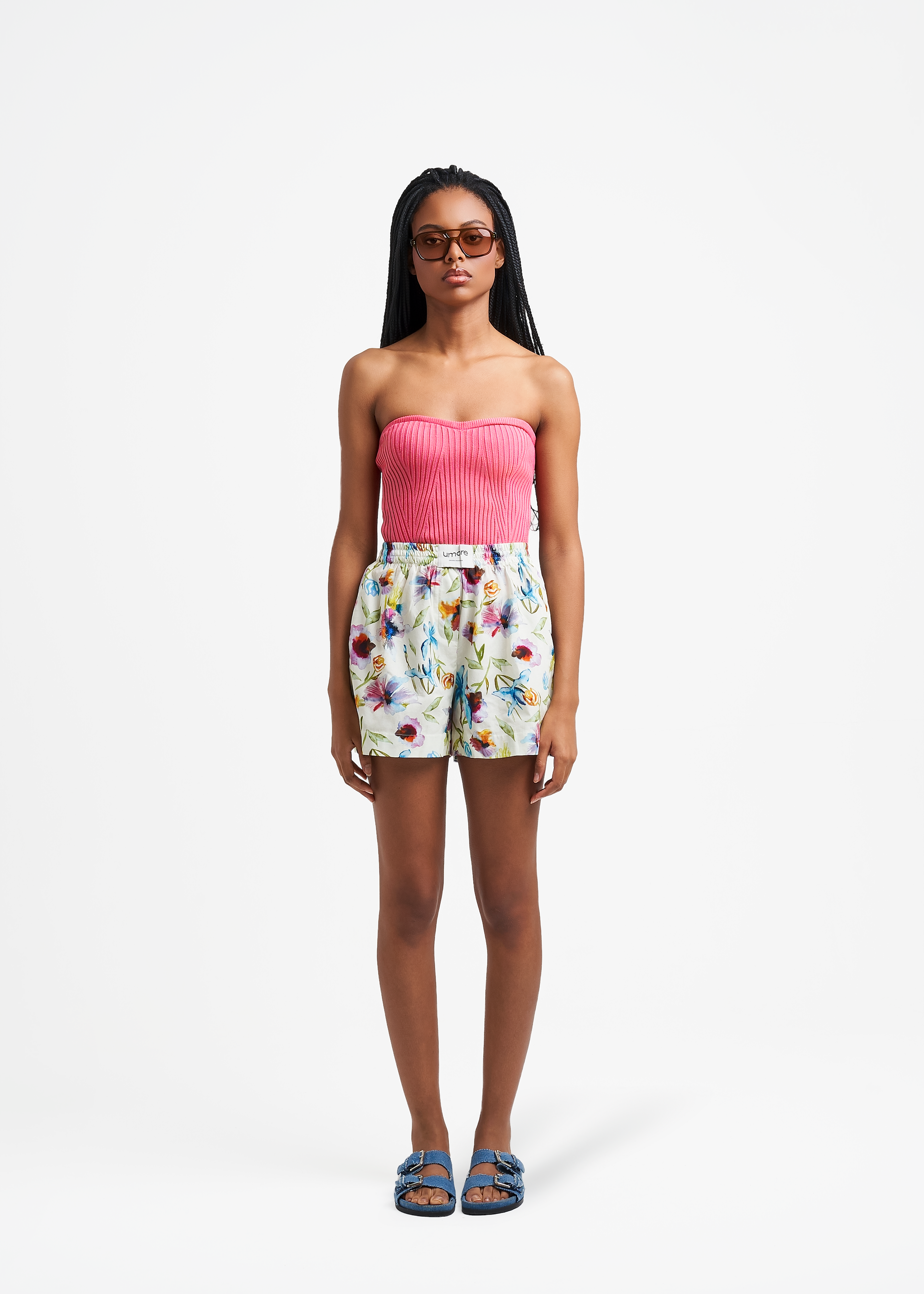 UMORE-LOOKBOOK4592_aa422531-b1c1-46eb-a83e-959c4a71cf44.png