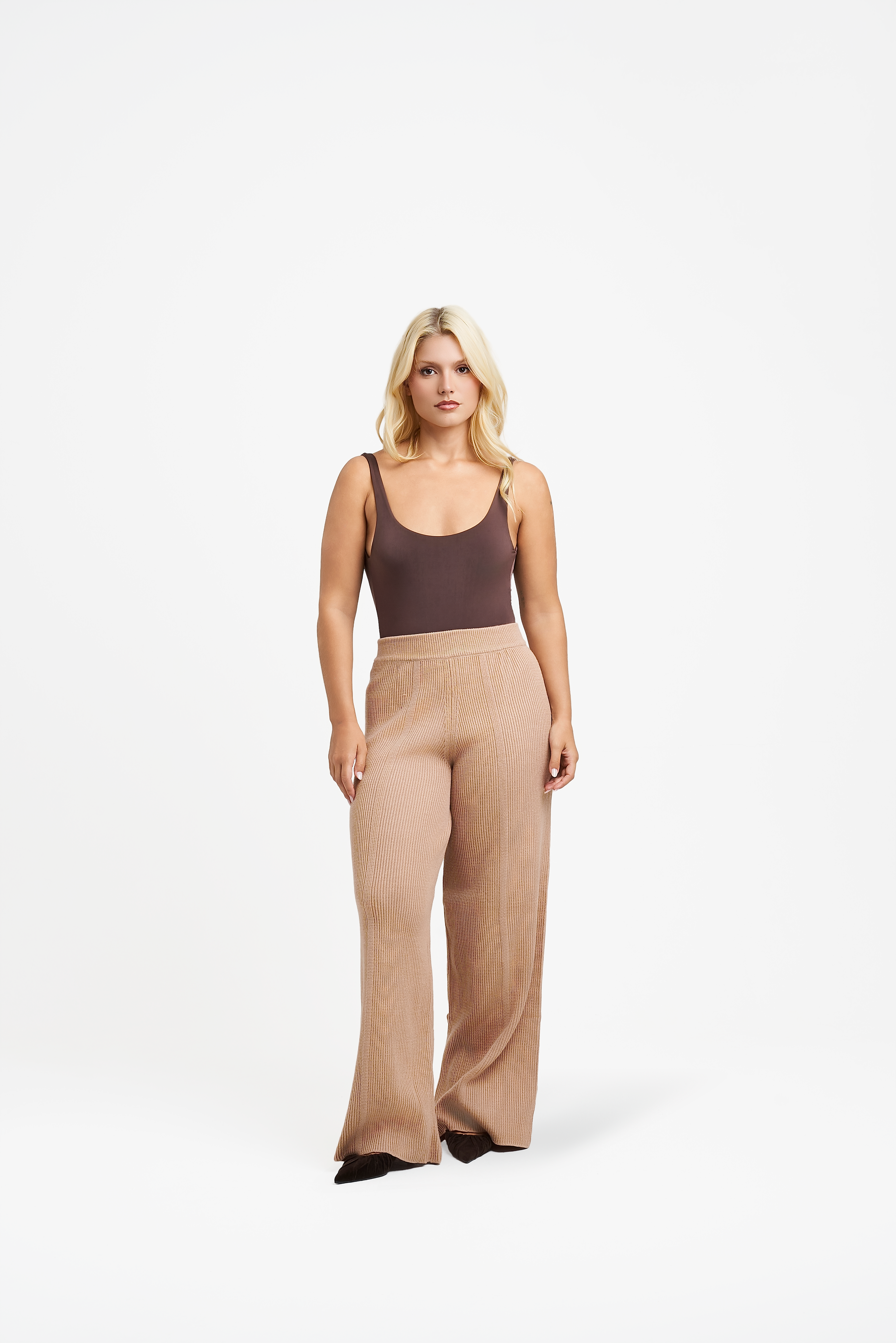UMORE-LOOKBOOK4609.png