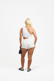 Body Iconic White Cut Out
