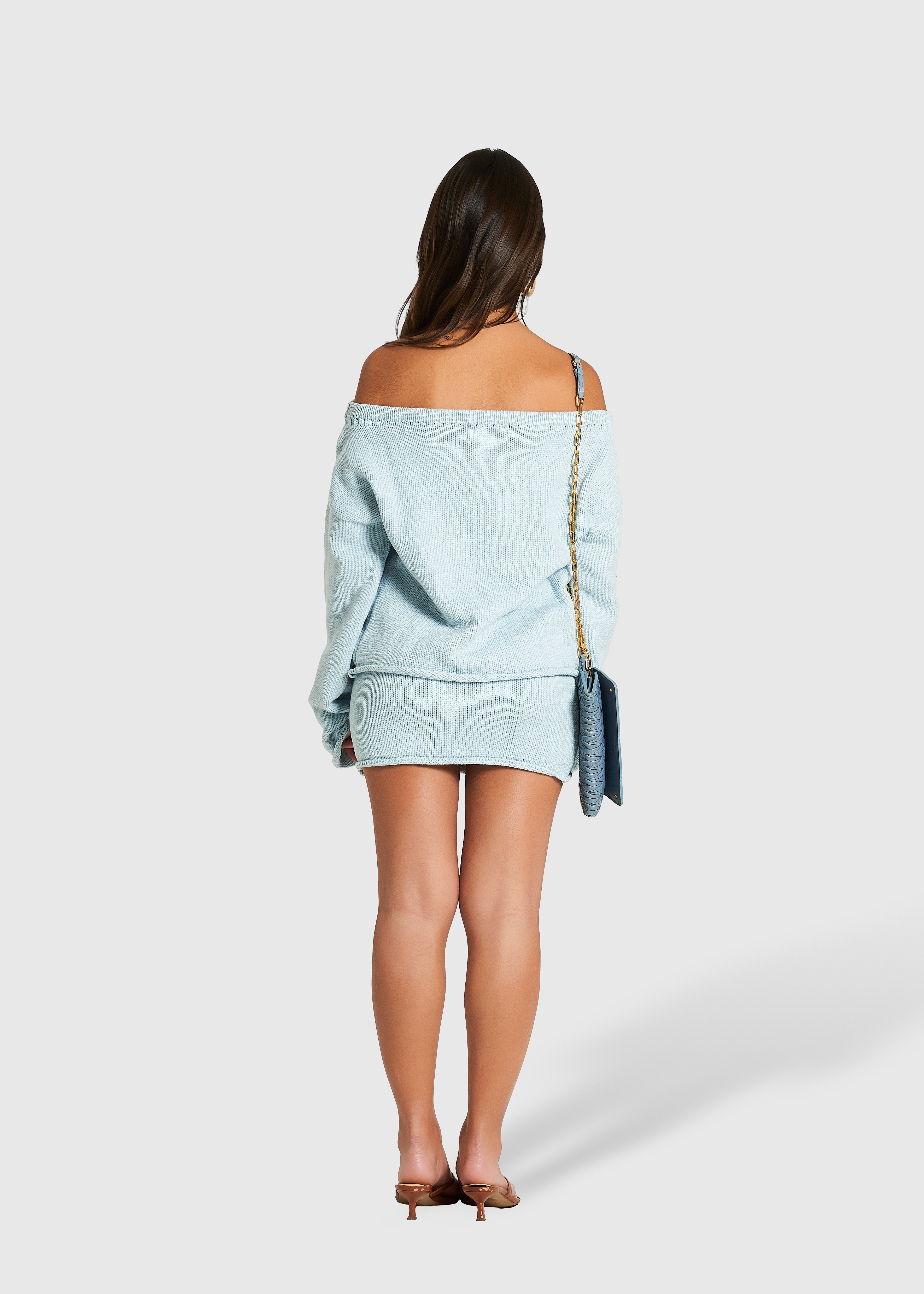 UMOREXHELENARICCI00069_1395ee97-9403-4461-a582-53625657fd56.png